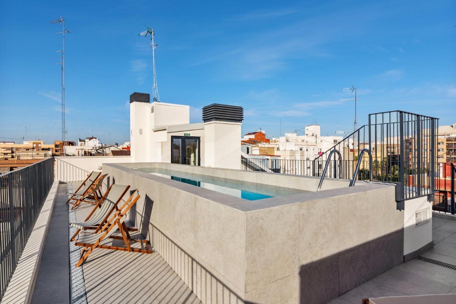 Limehome Valencia Carrer Del Pare Palau I Quer المظهر الخارجي الصورة